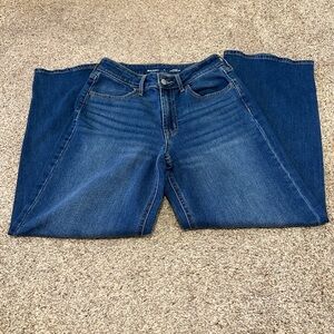 Old Navy High-Waisted Wow Wide-Leg Jeans
